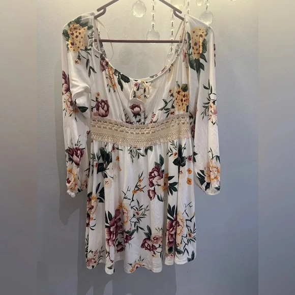 Windsor Bring The Romance Off Shoulder Long Sleeve Skater Dress - Picture 4 of 6